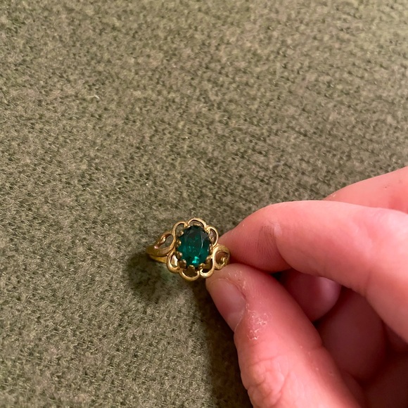 ✨Vintage Emerald Ring💚 - Picture 3 of 6